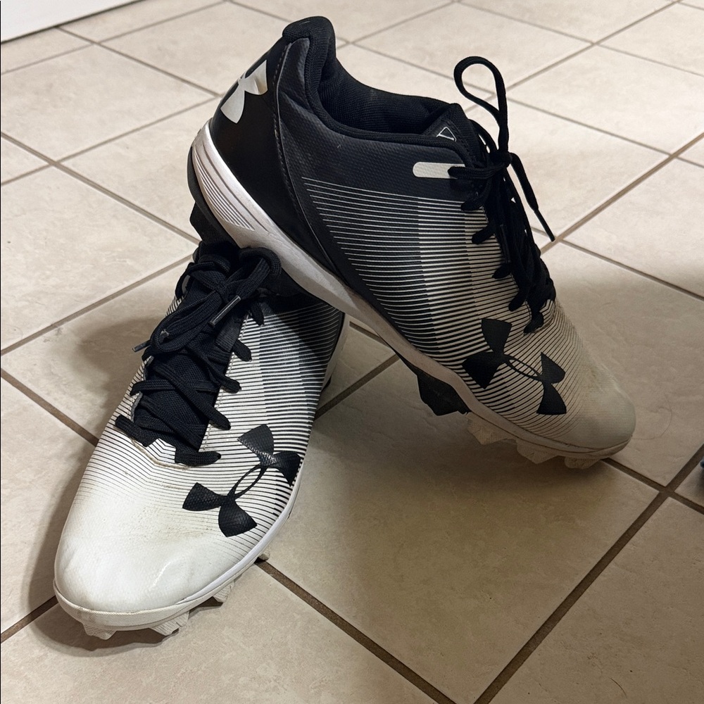 Under Armour Monochrome Soccer Cleats